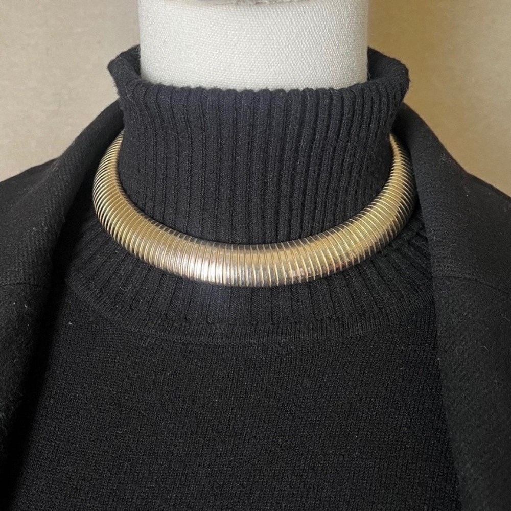 Vintage Ribbed Omega Collar Necklace‎ Gold Tone Sculptural Choker